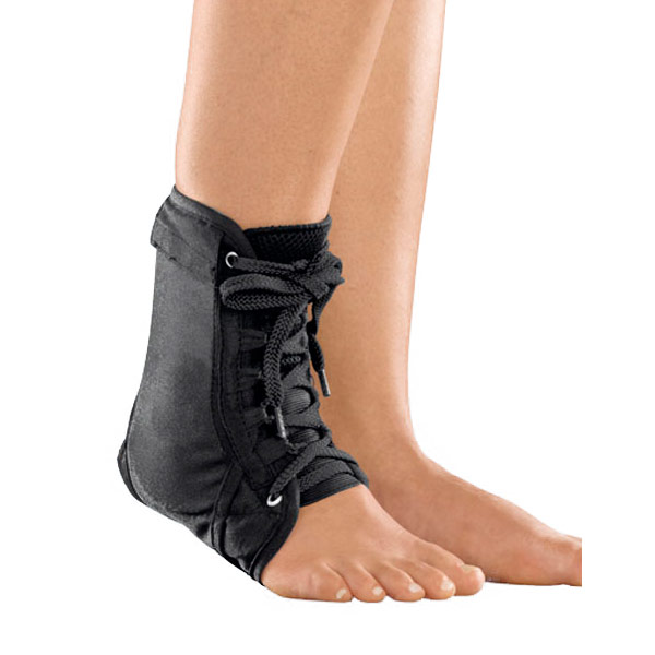 Ортез на голеностопный сустав medi армированный protect Ankle lace up P784