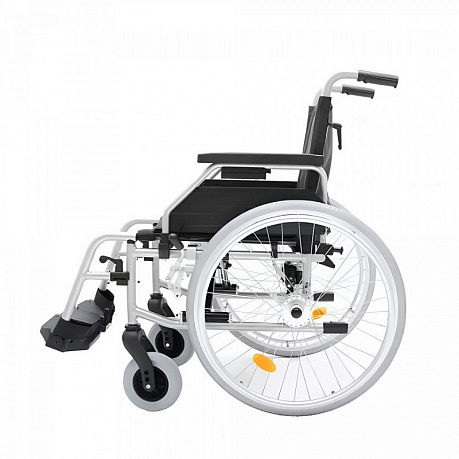 Кресло-коляска Dietz для инвалидов Tomtar MR-LG с пневматическими колесами. Изображение 3 из 3