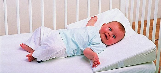 Первая подушка малыша